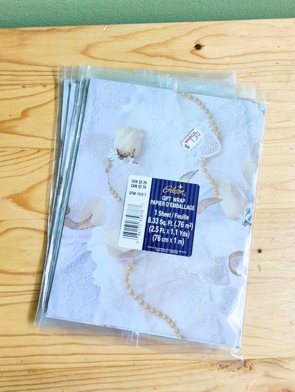 Vintage Roses and Lace Wrapping Paper - Picture 2 of 4